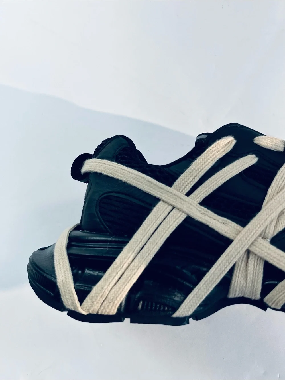 Azalea Wang Women’s Size 9 Selie - Black With Cream Webbing Straps Sneakers NEW